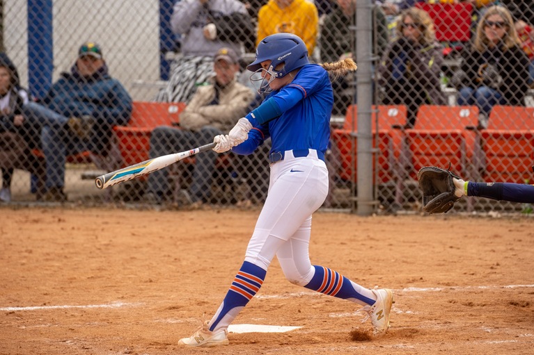 Pioneers walk it off twice to sweep Blugolds
