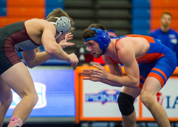 Pioneers and Eagles dual in annual Headlocking Hunger competition