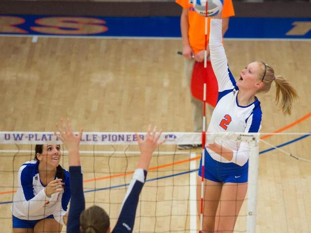 Volleyball downed in first round of WIAC Championship